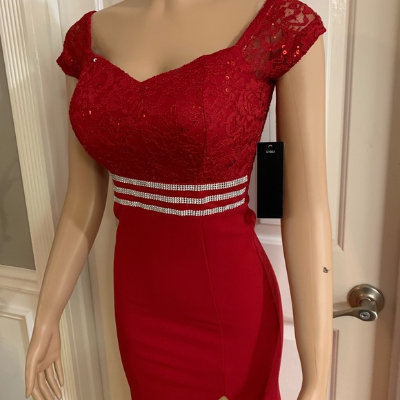 Women’s junior red lace top fit & flare dress - Picture 7 of 11